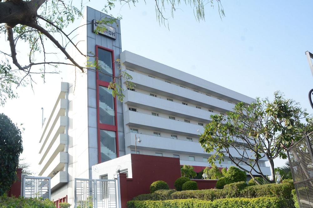Red Fox By Lemon Tree Hotels, Jaipur Extérieur photo