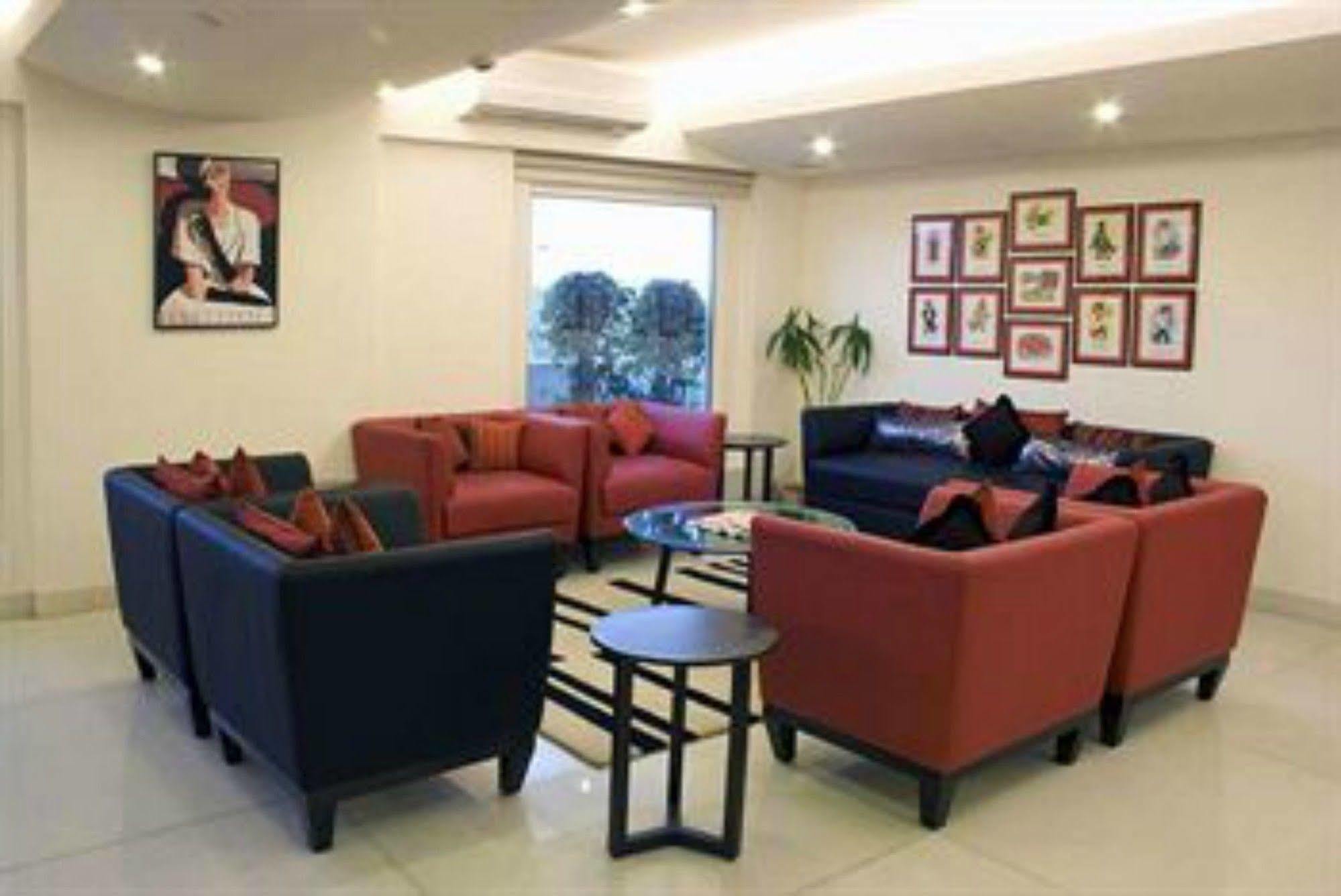 Red Fox By Lemon Tree Hotels, Jaipur Extérieur photo